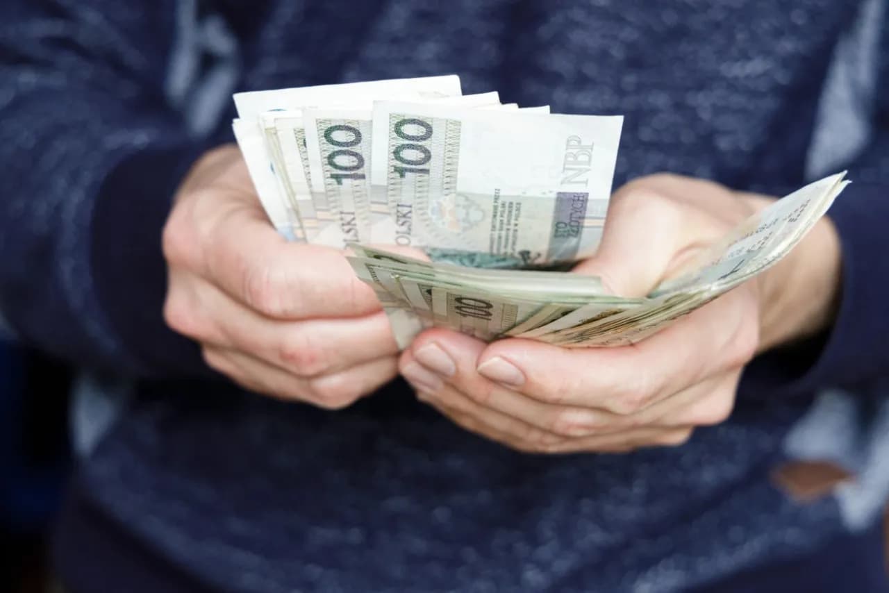 Ile to 650 dolarów? Poznaj aktualną wartość w złotówkach