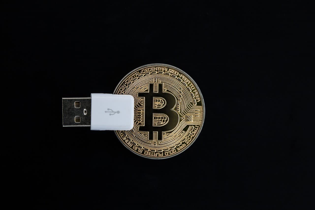 Portfel krypto - jaki portfel wybrać? Przewodnik bezpiecznego przechowywania kryptowalut